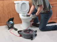 Cách thông tắc bồn cầu bị tắc vật cứng nhanh chóng